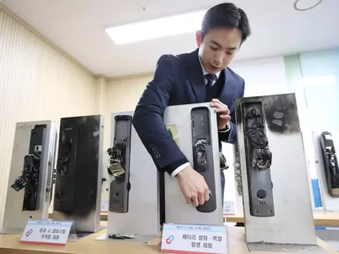 알리익스프레스 디지털 도어록, 해외직구 도어록 위험, 디지털 도어록 폭발, 소비자원 안전 조사, 리튬이차전지 발화, 화재 시 도어록 문제, KC 안전확인, 비상 전원 공급 문제, 도어록 타공도 불일치, 도어록 환불 조치