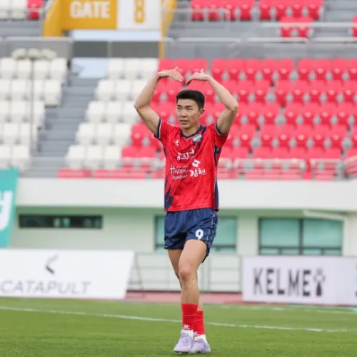 유강현 김천 상무 생일날 울산
