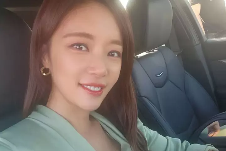 황정음