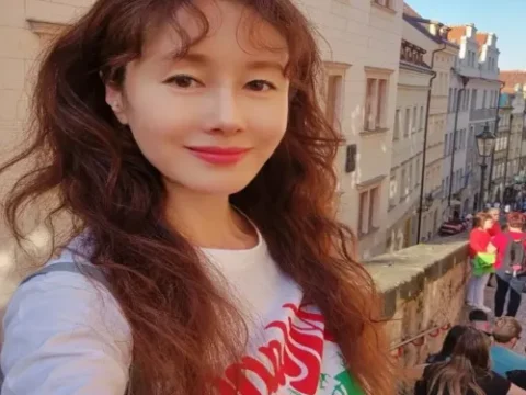 김지수 유럽 프라하에서