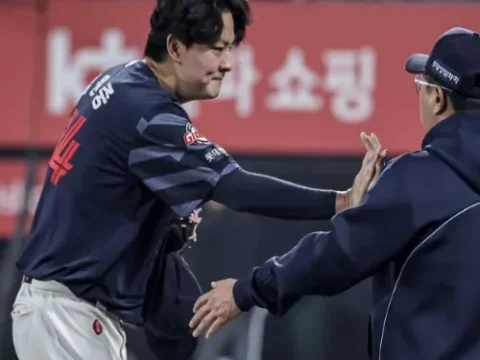 롯데 자이언츠 김원중 6년 연속
