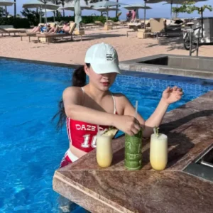 조현아, 발리에서 수영복 근황… 10kg 감량 후 날렵해진 턱선 눈길