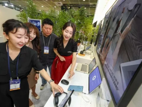 KT, 마이크로소프트 팀즈폰, MS 팀즈, 협업 솔루션, 기업 통화 서비스, 업무 효율화, 클라우드 협업, 전화 통합, 사무용 전화, AICT 서비스