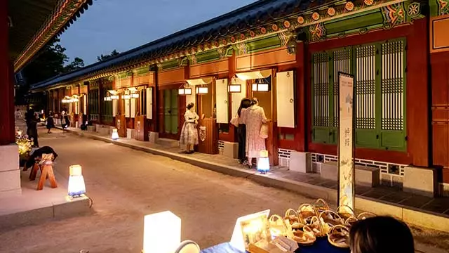 수라간 시식공감, 경복궁 소주방, 궁중음식 체험, 전통문화 행사, 국가유산청, 궁능유적본부, 궁중다과, 국악 연주, 전통 놀이, 문화유산 체험