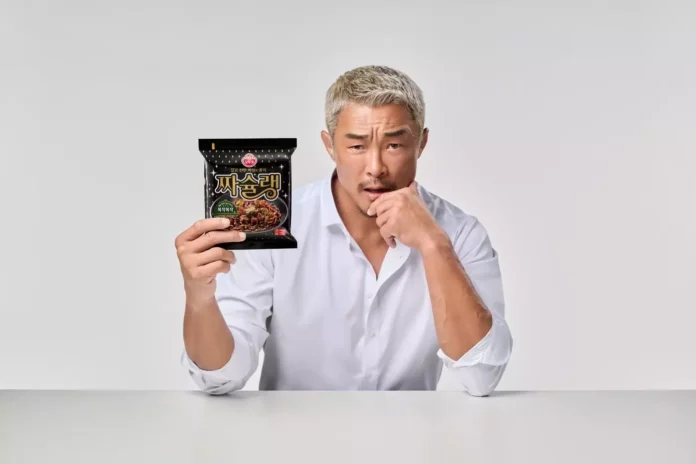 오뚜기가 짜슐랭 의 광고 모델로 추성훈을 발탁했다. 짜슐랭의 핵심 가치인 진한 맛과 풍미를 킥 이란 메시지로 강조한다.