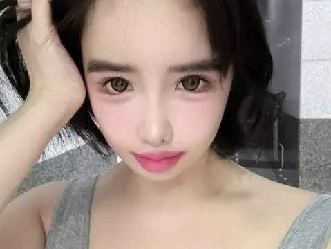 박봄