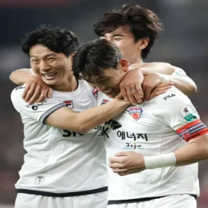 제주SK, FC서울 원정서 3-1 완승… 유인수 멀티골 활약