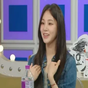 한지은, 예능 첫 출연에 ‘사불범정’ 암기… 4차원 매력 발산