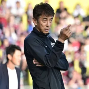 수원, 일본 전술가 이하라 코치 영입… 승격 전략 강화