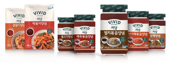 동원홈푸드가 알룰로스를 활용해 당을 줄인 저당 조리양념 을 출시했다.