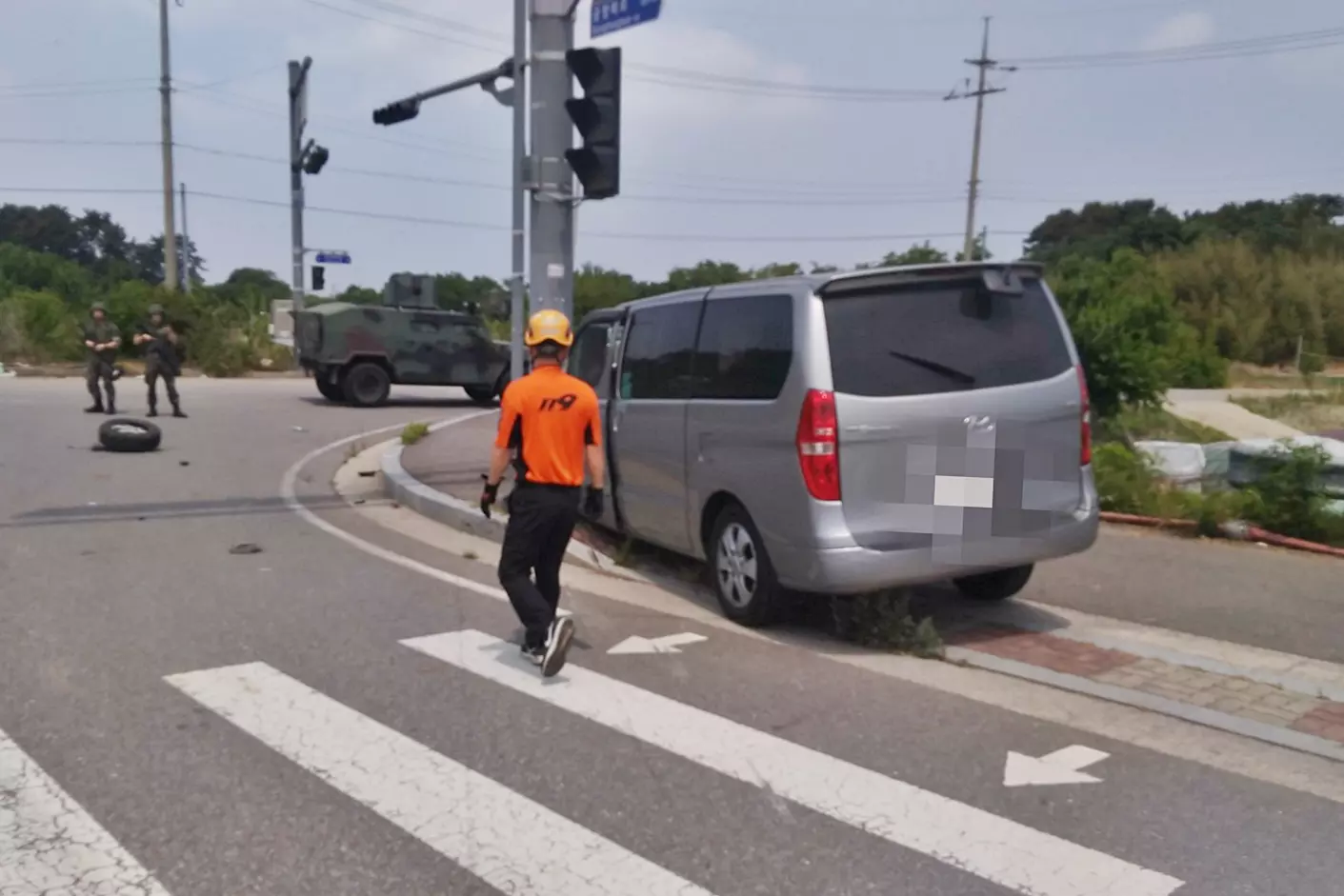 지인과의 금전 갈등 끝에 차량으로 고의 살해한 피의자가 경찰에 붙잡혔다.