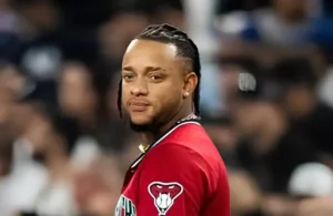 선수 가족 모욕한 관중, MLB 전 구장 출입 금지…선수 향한 응원 이어져