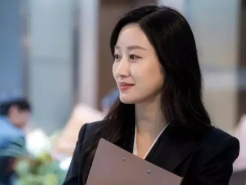 전혜빈.