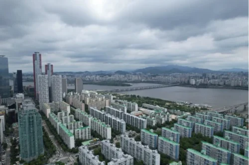 여의도 대교아파트, 49층 재건축 추진…시공사 입찰 공고