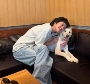 김고은, 반려견과의 싱그러운 일상…천만 배우의 소탈한 근황