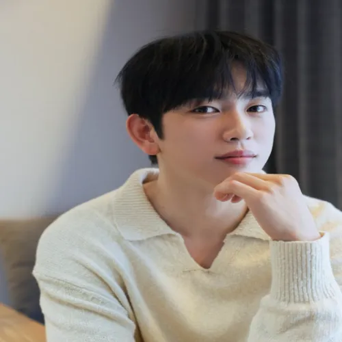 박진영, “‘미지의 서울’은 내게 부담이자 선물… 박보영 선배 앞에서 무릎 꿇고 싶었다”
