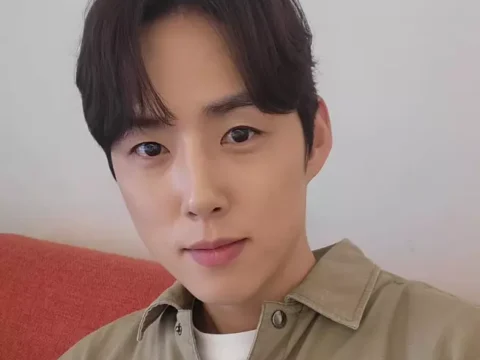 배우 백성현