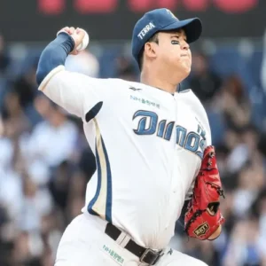 NC, 신민혁 무실점 투혼…삼성 꺾고 3연승 질주