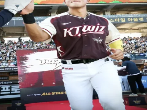 안현민