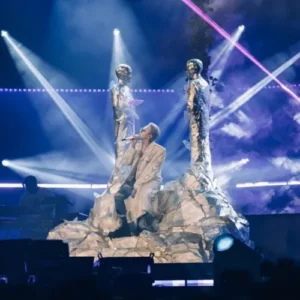 G-DRAGON, 대만까지 홀렸다…3만 6000 팬 열광한 ‘위버맨쉬’ 무대
