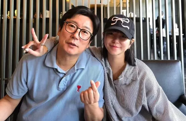 개그맨 이수근이 부인 박지연 씨의 건강을 고려해 재산을 아내 명의로 등기한 사실을 알렸다.